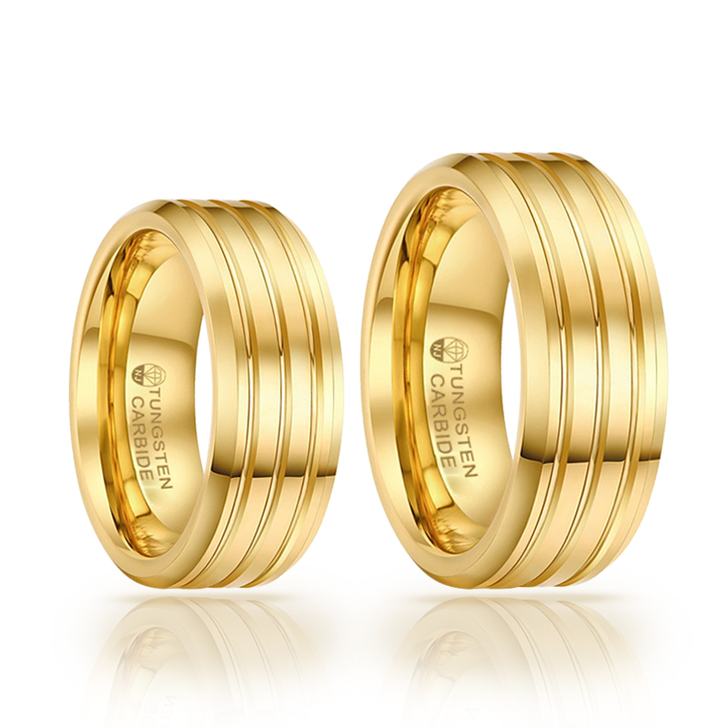 imagem THREE LINE GOLD EDGE - ALIANÇA DE TUNGSTÊNIO MAGNETIZADA A OURO 18K, ACABAMENTO DE ALTO BRILHO