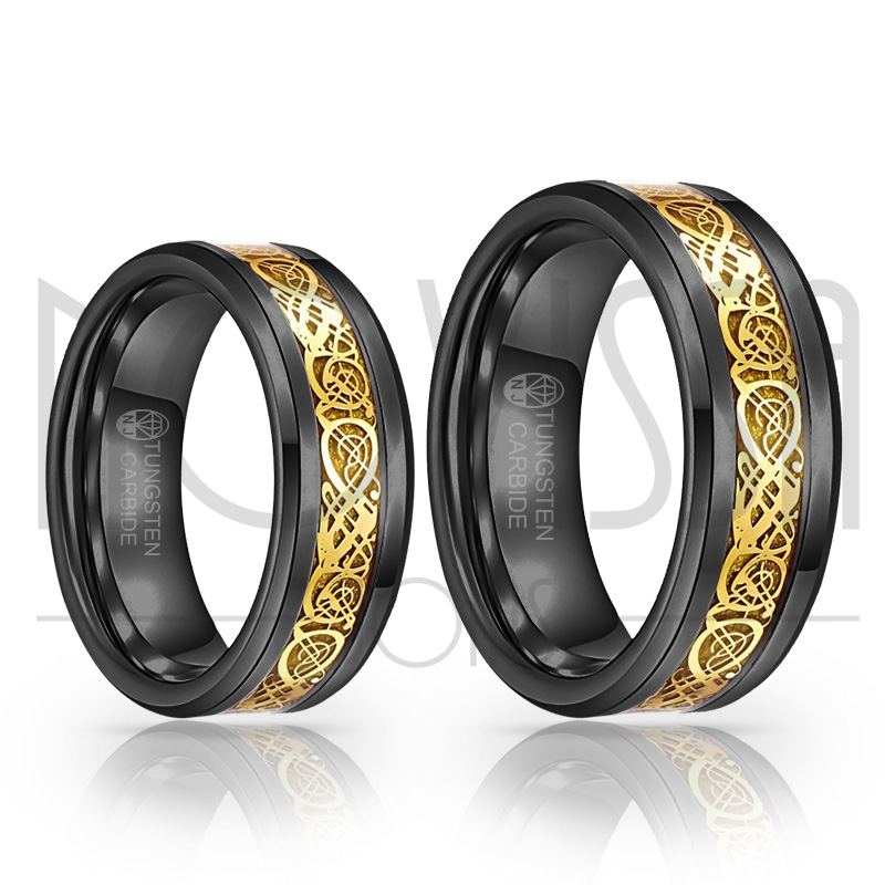 imagem FIBRA BLACK EDITION FASHION - LUXUOSA ALIANÇA DE TUNGSTÊNIO COM INLAY DE FIBRA OURO