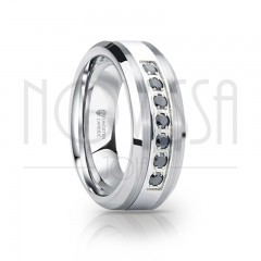 imagem MASSIVE ELEGANCE - ANEL DE TUNGSTÊNIO COM 7 CRISTAIS BLACK DE SWAROVSKI