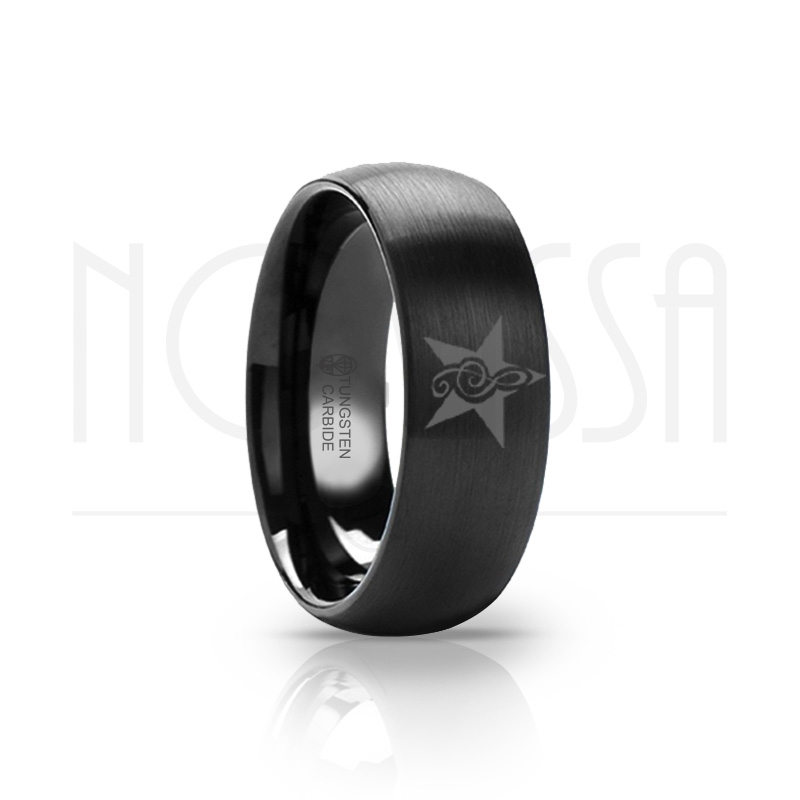 imagem ESTRELA COM CLAVE DE SOL - SMOOTH BLACK EDITION - ANEL DE TUNGSTÊNIO COM ACABAMENTO PRETO FOSCO 6MM, 8MM