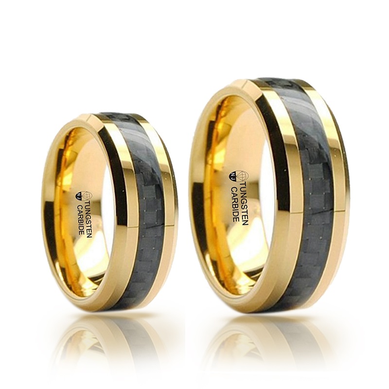 imagem FIBRA GOLD EDITION - LUXUOSA ALIANÇA DE TUNGSTÊNIO MAGNETIZADAS A OURO 18K COM INLAY DE FIBRA