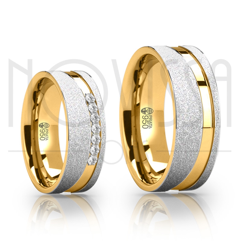 imagem NÚBIA - ALIANÇAS DE PRATA 950 COM/SEM SWAROVSKI, ACABAMENTO DIAMANTADO E ALTO BRILHO COM OURO 18K