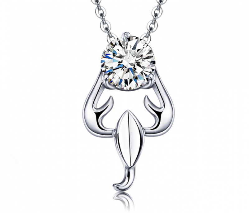 imagem DELICADO COLAR DE PRATA 925S COM UM LINDO CRISTAL DE SWAROVSKI
