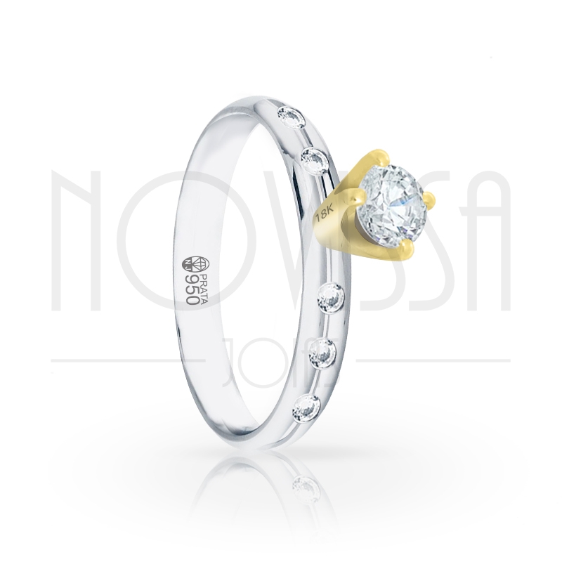 imagem DIANA - ANEL DE PRATA 950 COM DETALHE EM OURO 18K