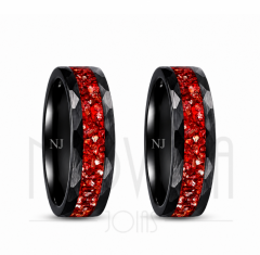 imagem  ARES - *Intensidade e Força.*  ALIANÇAS DE TUNGSTÊNIO MAGNETIZADO A OURO18k E TITANIUM ACABAMENTO FOSCO COM INLAY DE RUBY